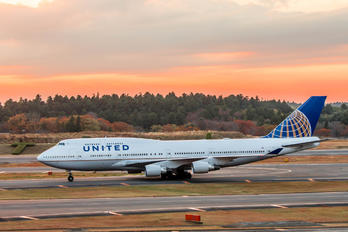 N127UA - United Airlines Boeing 747-400