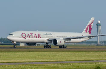 A7-BAU - Qatar Airways Boeing 777-300ER