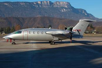 I-FXRI - Foxair Piaggio P.180 Avanti I & II
