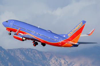 N200WN - Southwest Airlines Boeing 737-700