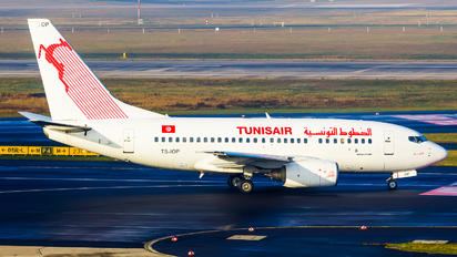 TS-IOP - Tunisair Boeing 737-600