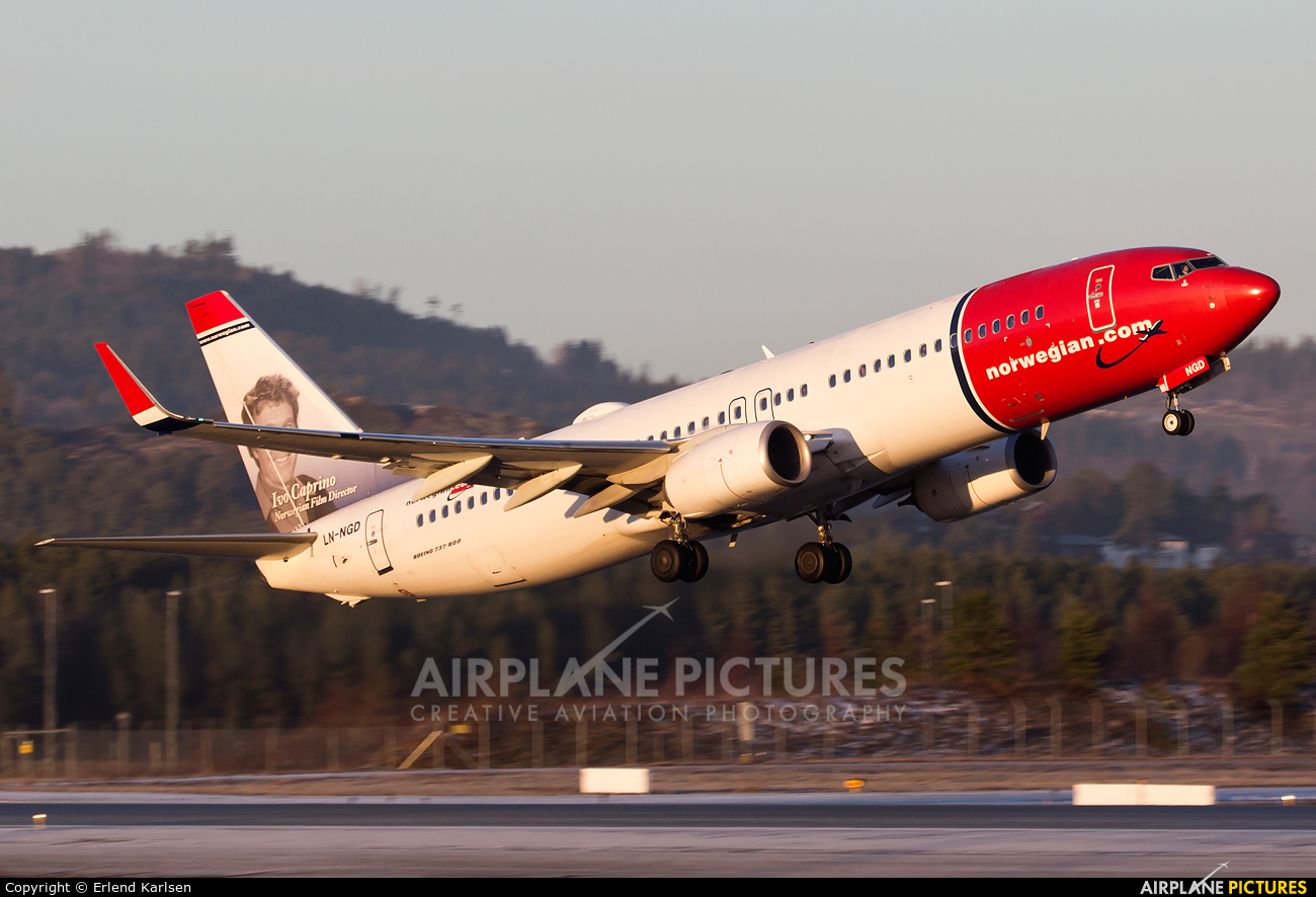 Norwegian Air Shuttle LN-NGD aircraft at Trondheim - Vaernes