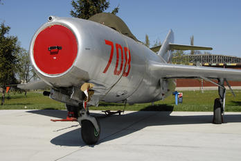 708 - Poland - Air Force PZL Lim-2