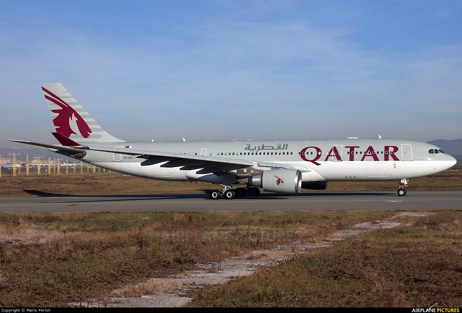Qatar Airways A7-ACG aircraft at Milan - Malpensa