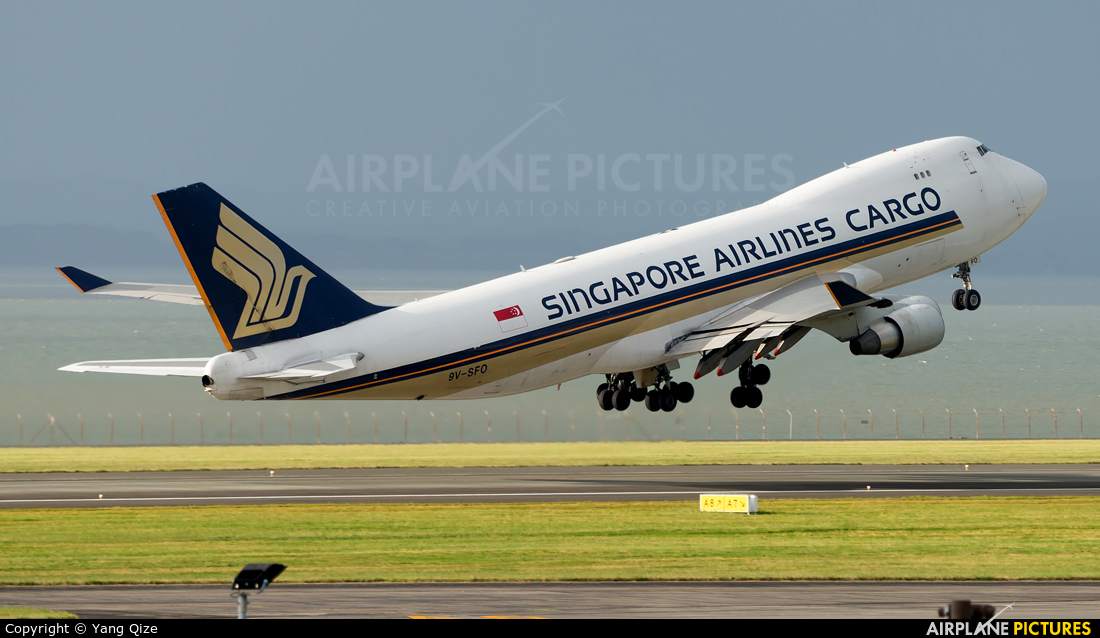 Singapore Airlines Cargo 9V-SFO aircraft at Auckland Intl