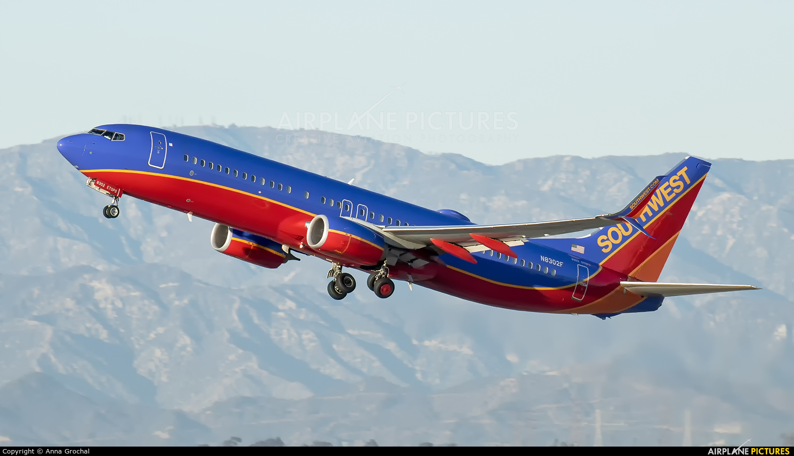 Southwest Airlines N8302F aircraft at Los Angeles Intl