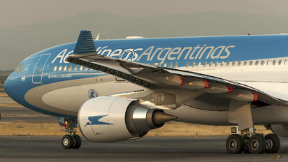 LV-GHQ - Aerolineas Argentinas Airbus A330-200