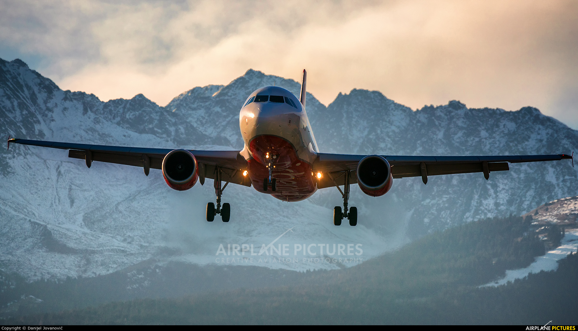 Air Berlin D-ABGR aircraft at Innsbruck