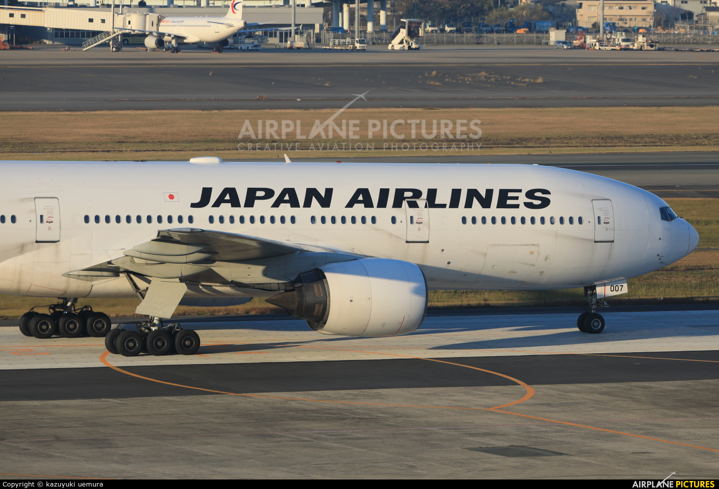 JAL - Japan Airlines JA007D aircraft at Fukuoka