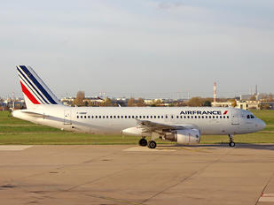 F-HBNF - Air France Airbus A320