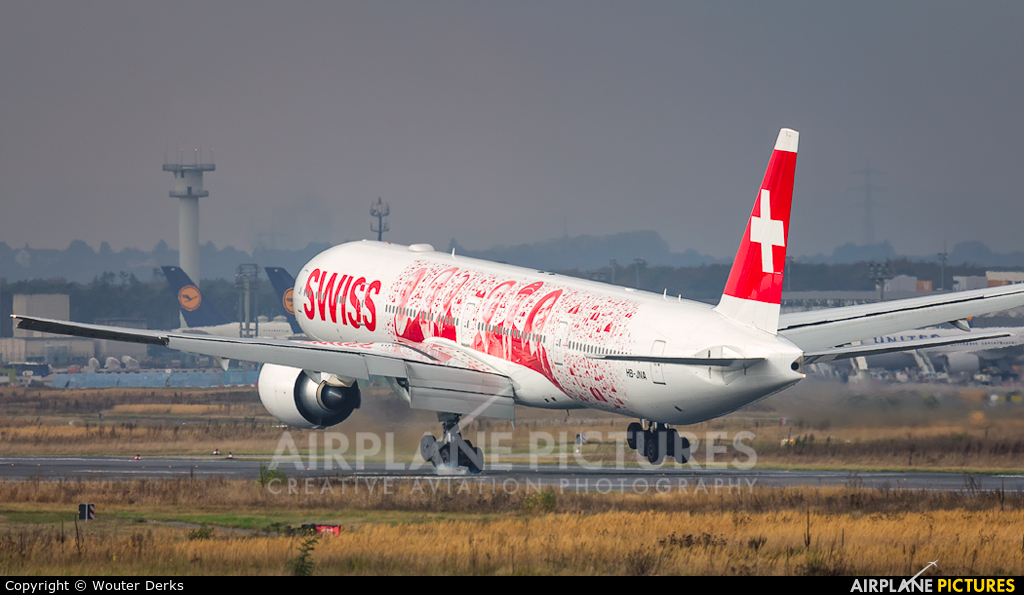 Swiss HB-JNA aircraft at Frankfurt