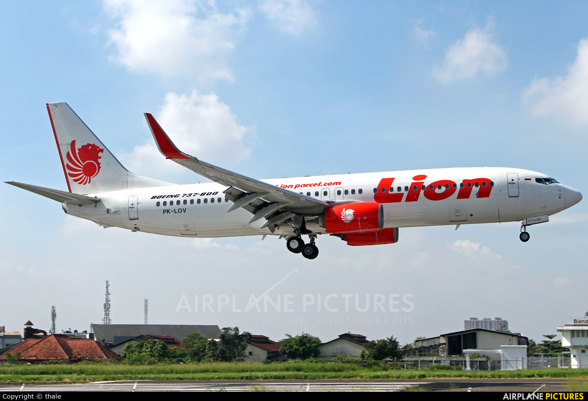 Lion Airlines PK-LOV aircraft at Husein Sastranegara I'ntl Bandung