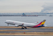 Asiana Airlines HL7754 image
