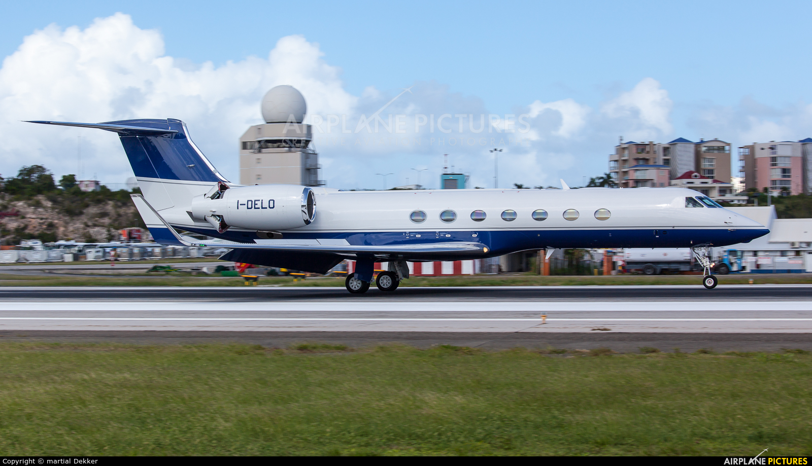 Private I-DELO aircraft at Sint Maarten - Princess Juliana Intl