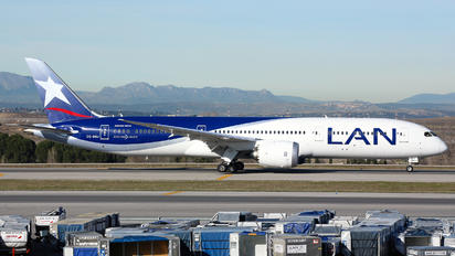 CC-BGJ - LAN Airlines Boeing 787-9 Dreamliner