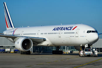 F-GZNP - Air France Boeing 777-300ER