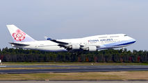 China Airlines B-18210 image