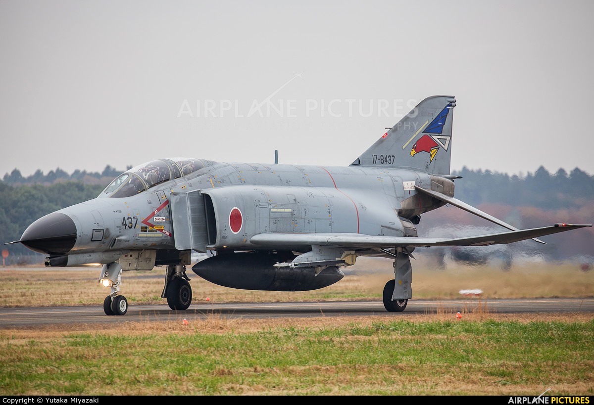 Japan - Air Self Defence Force 17-8437 aircraft at Ibaraki - Hyakuri AB