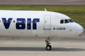 B-22608 - V Air Airbus A321