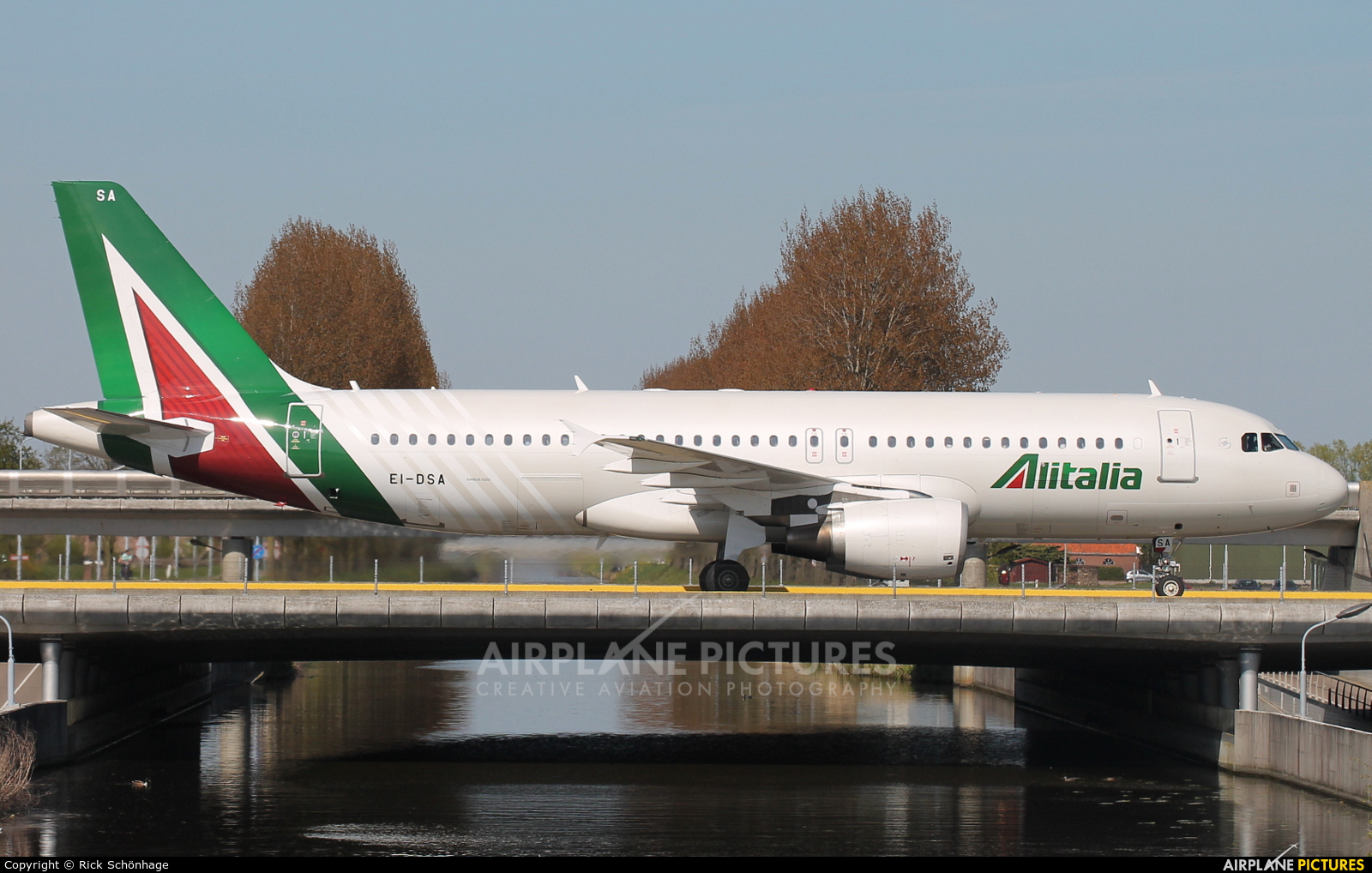 Alitalia EI-DSA aircraft at Amsterdam - Schiphol
