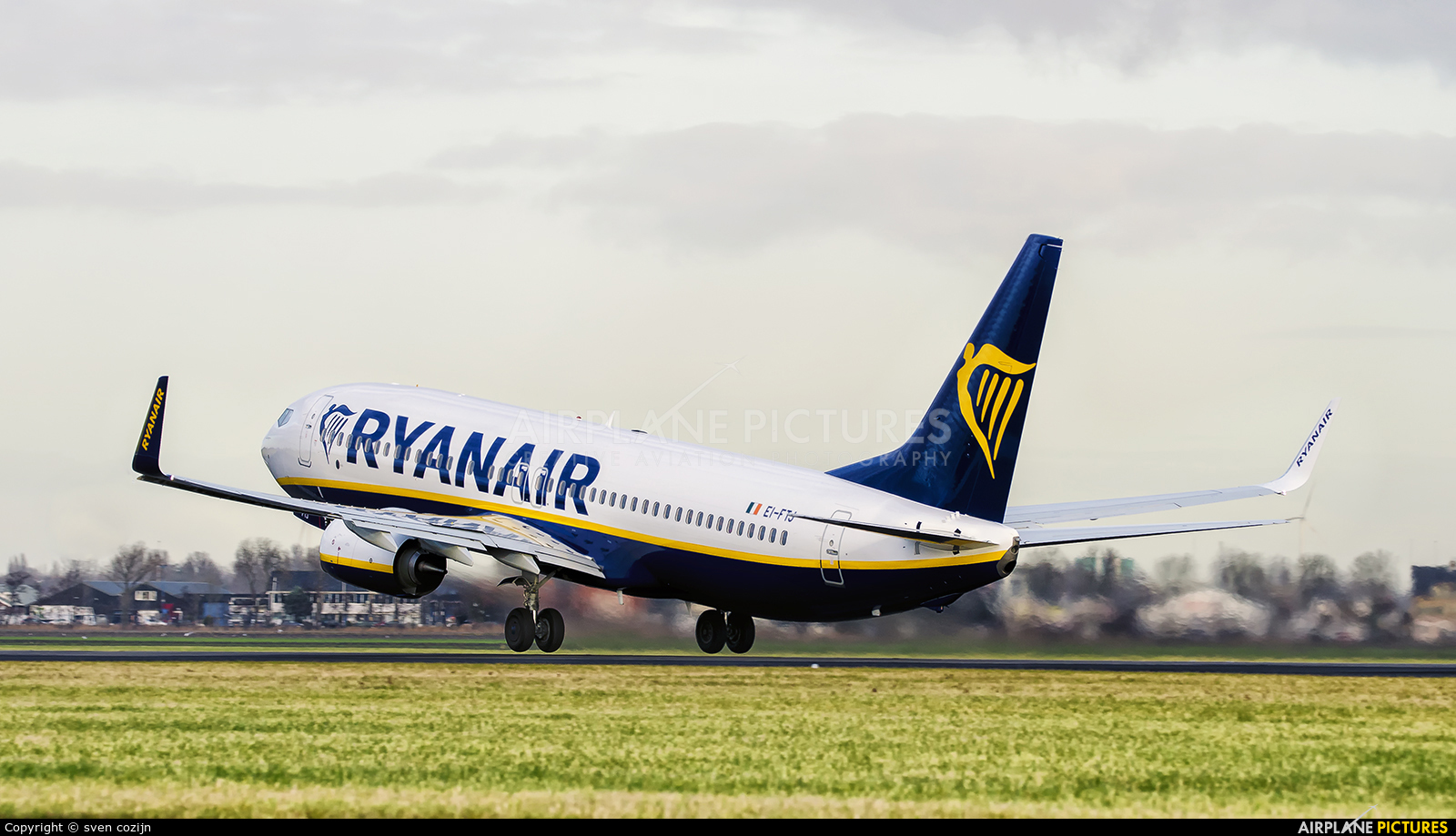Ryanair EI-FTJ aircraft at Amsterdam - Schiphol