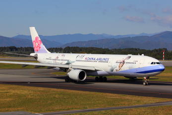 B-18361 - China Airlines Airbus A330-300