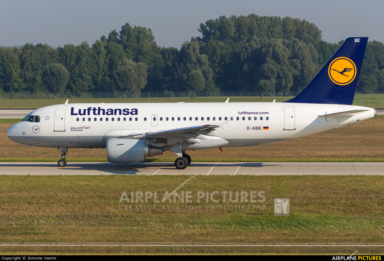 Lufthansa D-AIBE aircraft at Munich