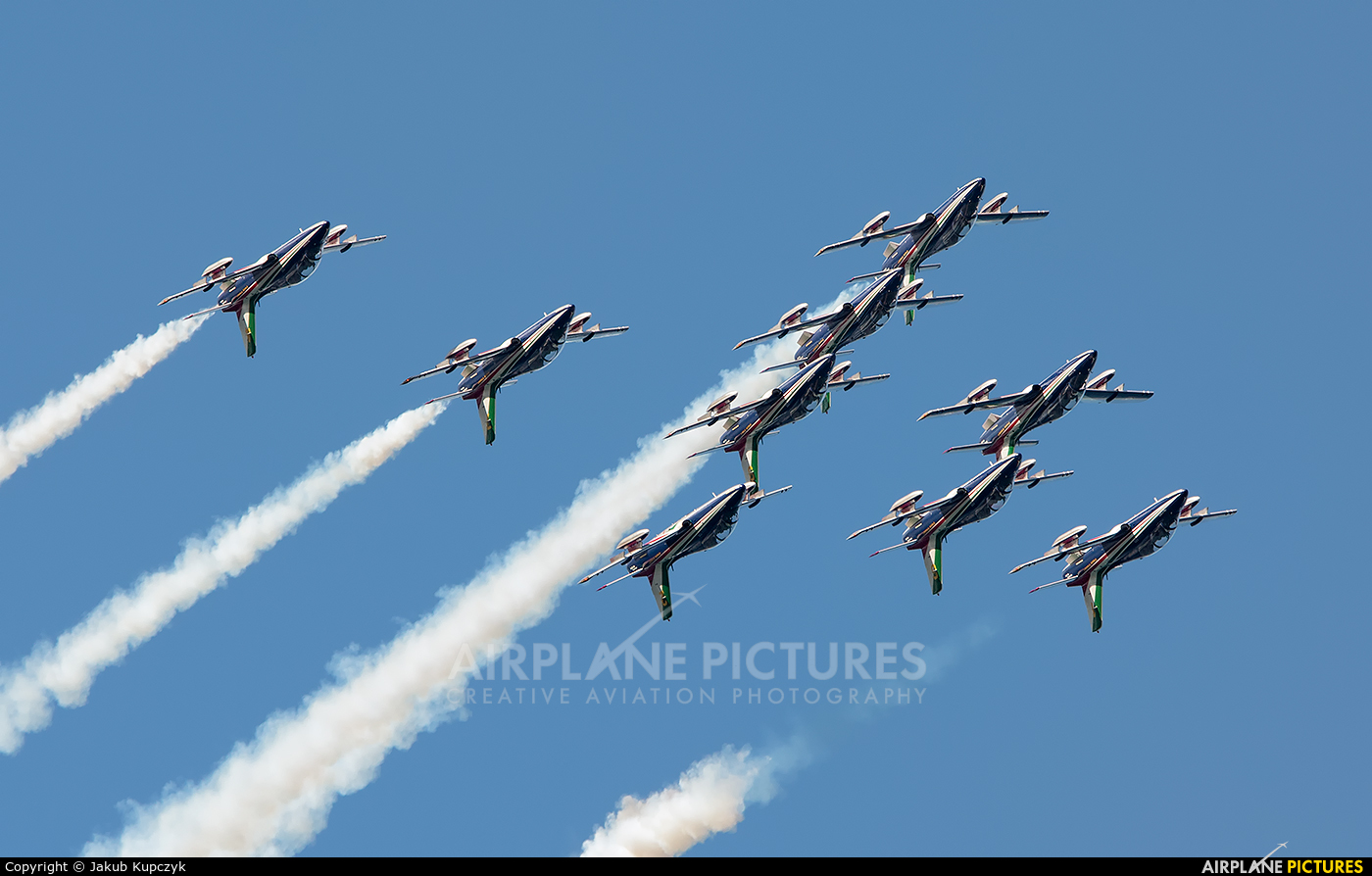 Italy - Air Force "Frecce Tricolori" MM54534 aircraft at Bray - Off Airport