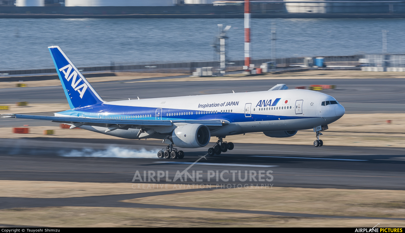 ANA - All Nippon Airways JA706A aircraft at Tokyo - Haneda Intl