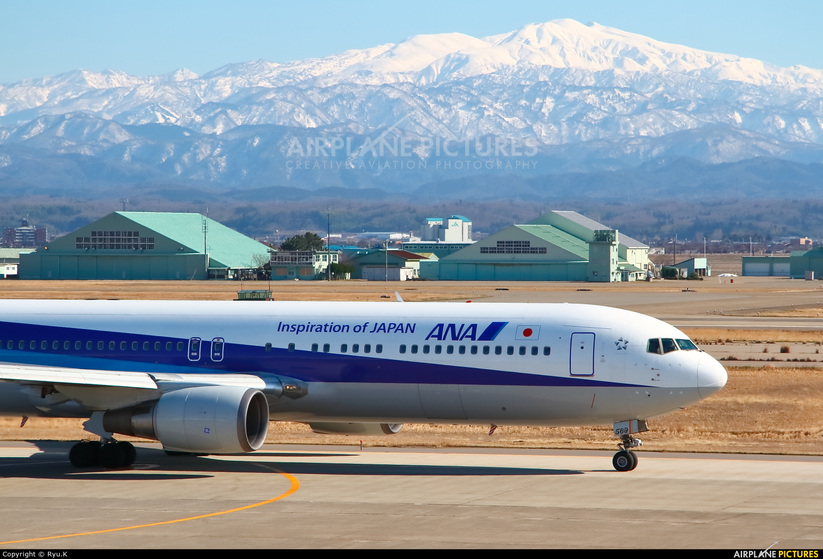 ANA - All Nippon Airways JA8569 aircraft at Komatsu