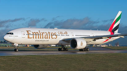A6-ENB - Emirates Airlines Boeing 777-300ER