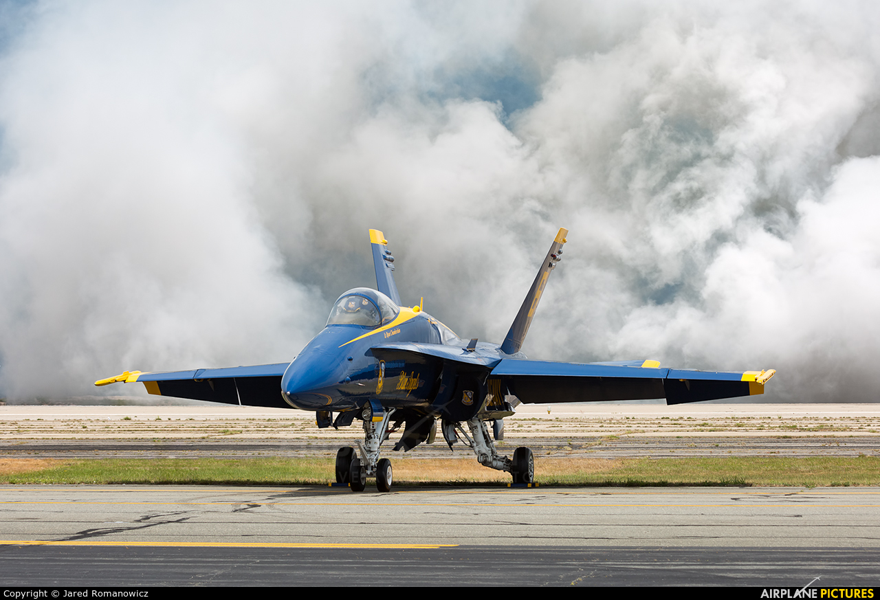 USA - Navy : Blue Angels 163491 aircraft at Quonset Point NAS