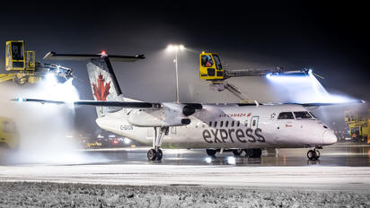 C-GVON - Air Canada Express de Havilland Canada DHC-8-300Q Dash 8