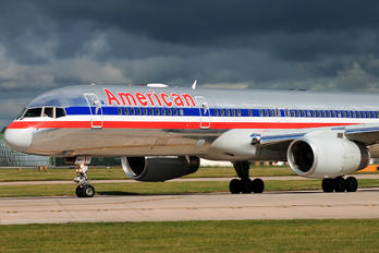 N190AA - American Airlines Boeing 757-200