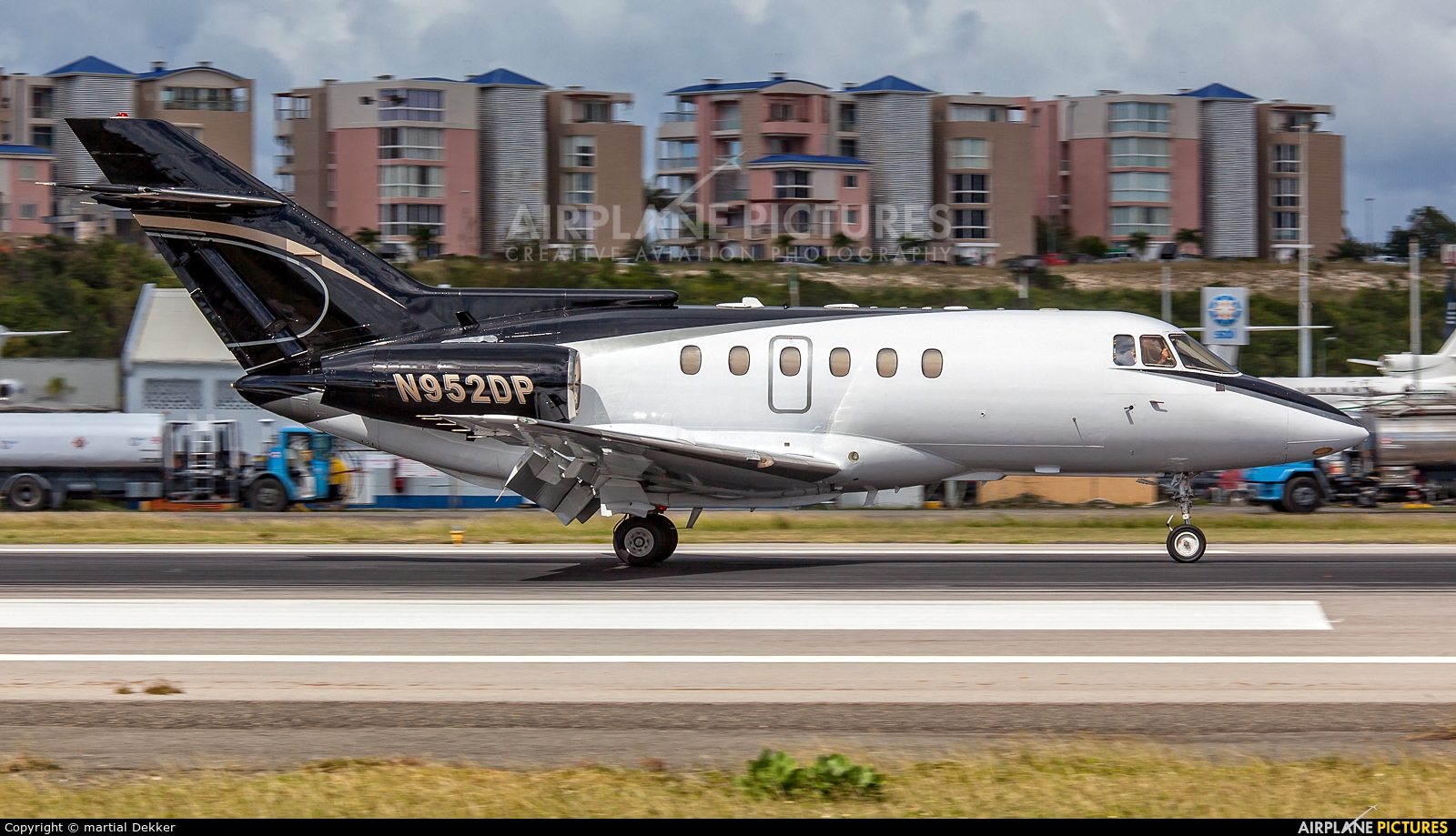 Private N952DP aircraft at Sint Maarten - Princess Juliana Intl
