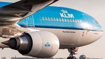 PH-AKB - KLM Airbus A330-300 aircraft