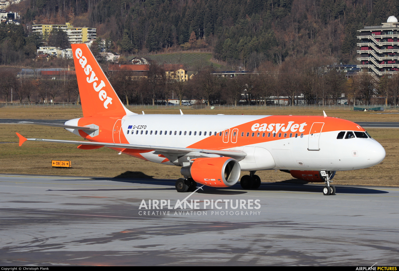 easyJet G-EZFD aircraft at Innsbruck