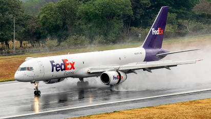 N917FD - FedEx Federal Express Boeing 757-200F