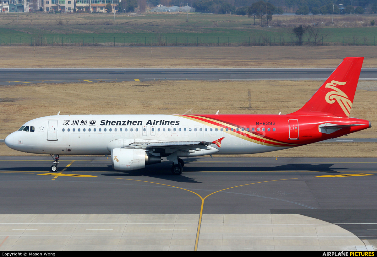Shenzhen Airlines B-6392 aircraft at Changzhou Benniu International Airport