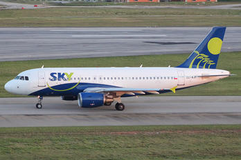 CC-AJF - Sky Airlines (Chile) Airbus A319