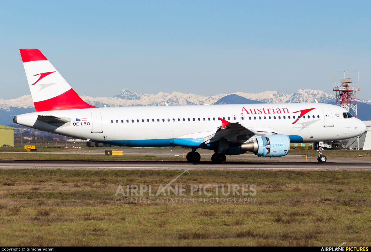 Austrian Airlines/Arrows/Tyrolean OE-LBQ aircraft at Verona - Villafranca