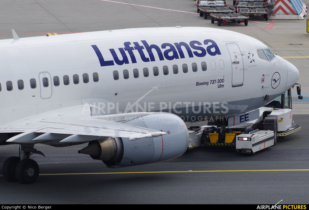 Lufthansa D-ABEE aircraft at Frankfurt