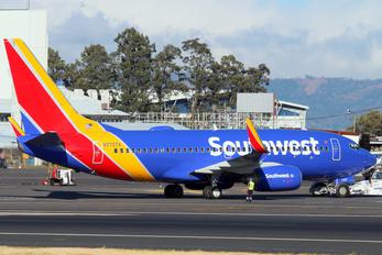 N7727A - Southwest Airlines Boeing 737-700