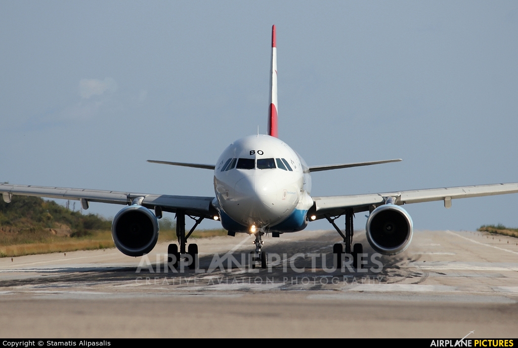 Austrian Airlines/Arrows/Tyrolean OE-LBO aircraft at Skiathos