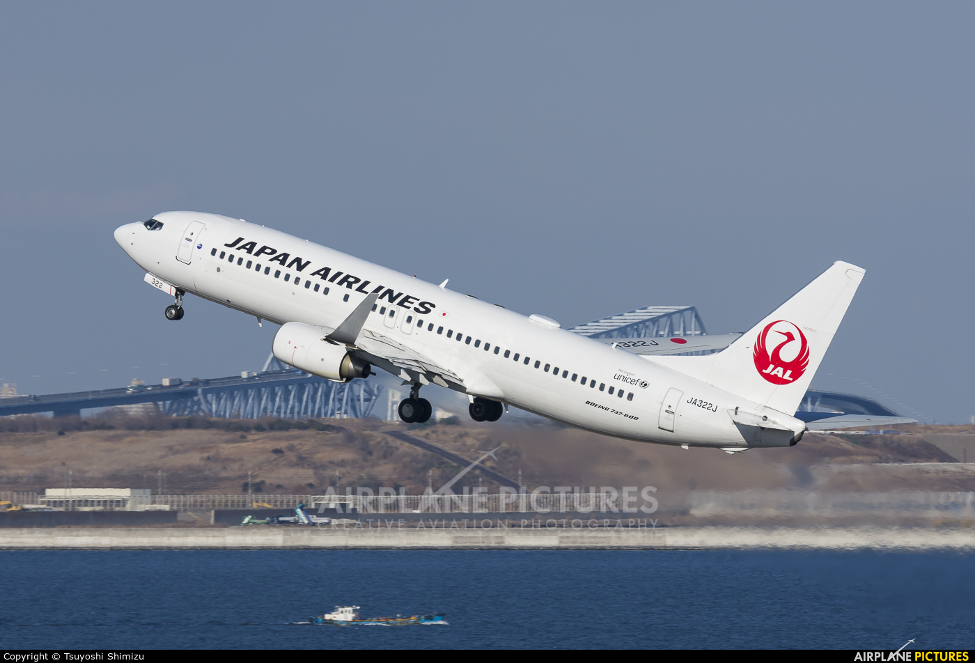 JAL - Japan Airlines JA322J aircraft at Tokyo - Haneda Intl