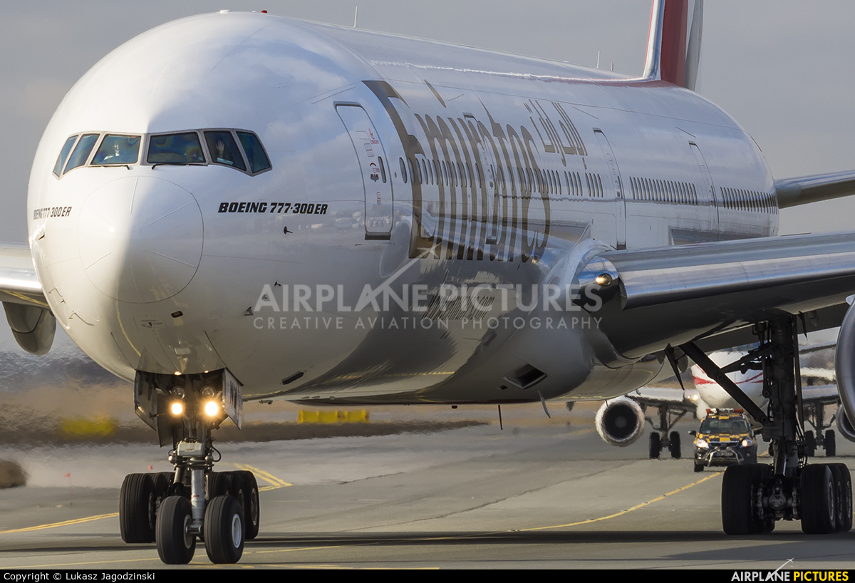 Emirates Airlines A6-ENW aircraft at Warsaw - Frederic Chopin
