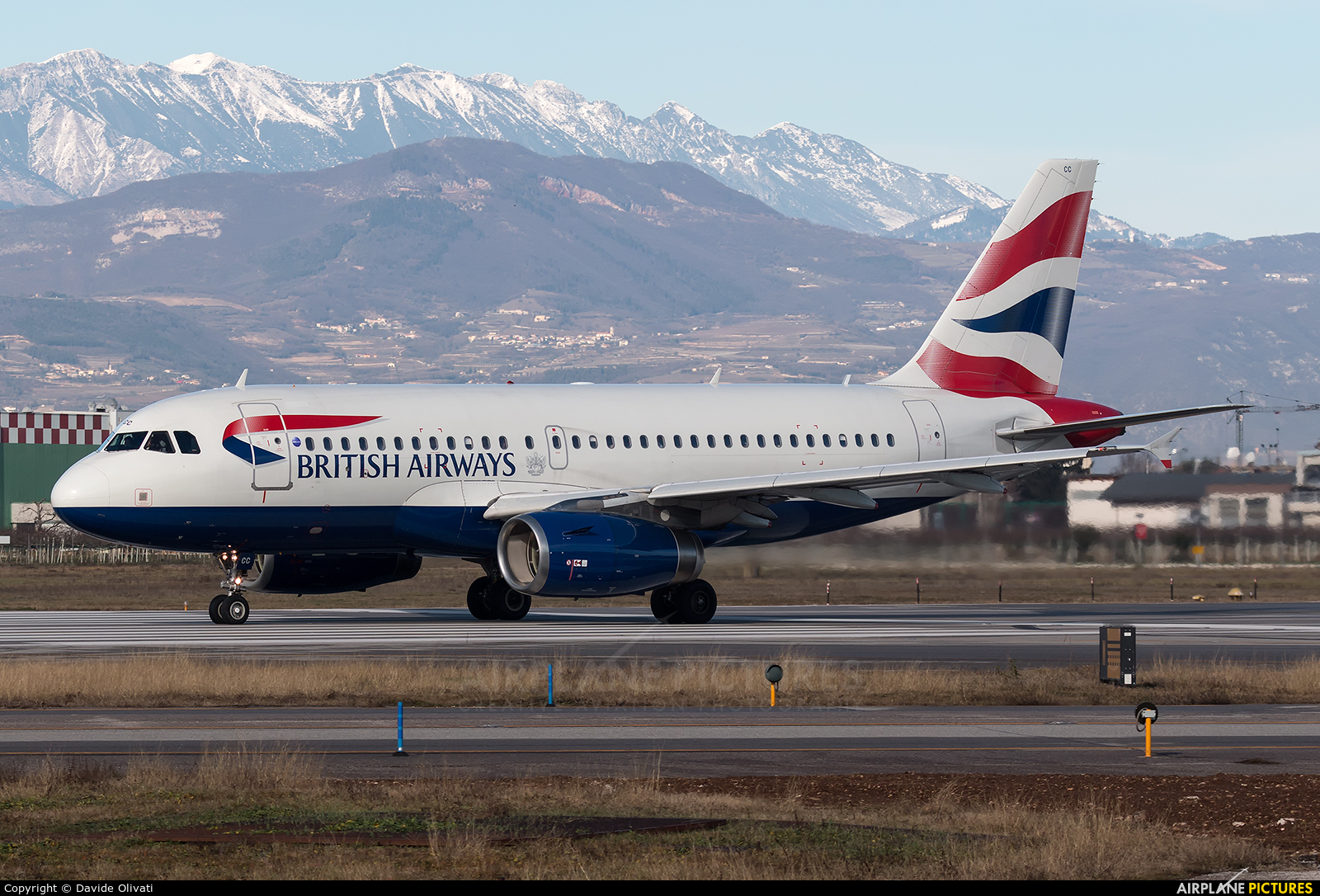 British Airways G-DBCC aircraft at Verona - Villafranca