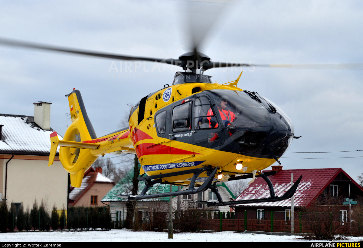 Polish Medical Air Rescue - Lotnicze Pogotowie Ratunkowe SP-HXW aircraft at Siemiatycze Hospital