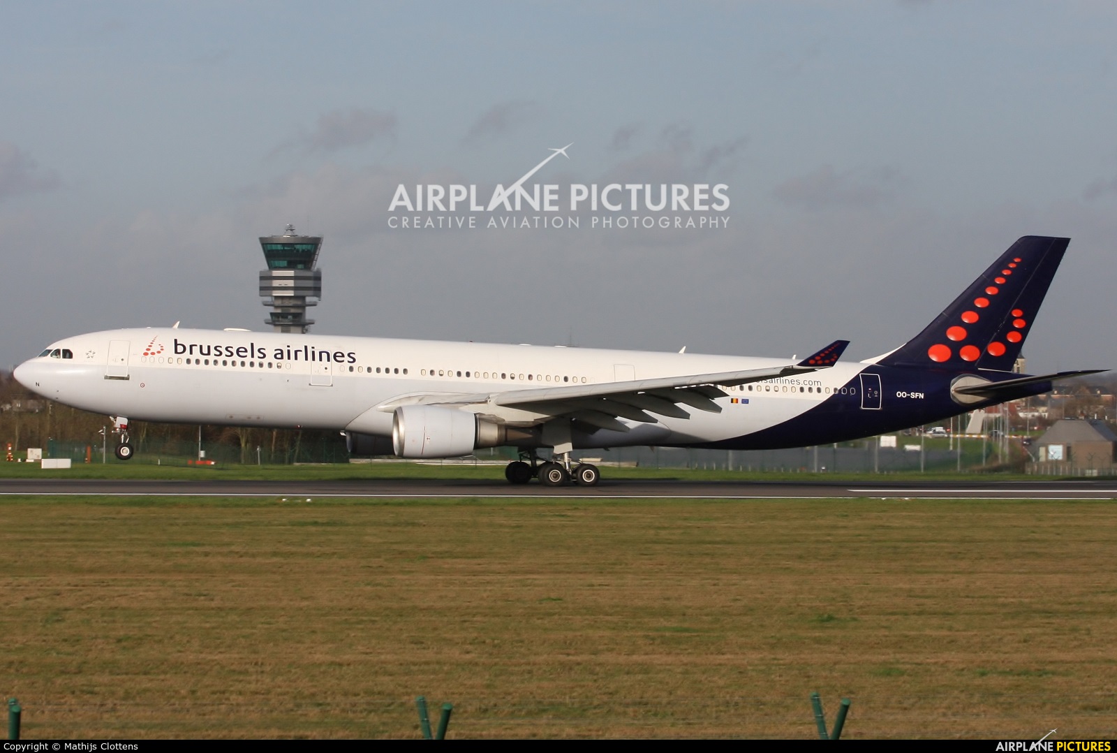 Brussels Airlines OO-SFN aircraft at Brussels - Zaventem