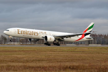 A6-EGM - Emirates Airlines Boeing 777-300ER